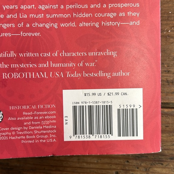 The Paris Apartment by Kelly Bowen - Picture 3 of 5